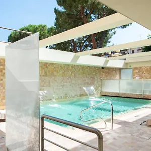 https://grifone-florence.it-tuscanyhotel.com