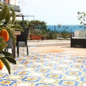 https://panoramic-apartments-taormina.sicilyhotelsitaly.net